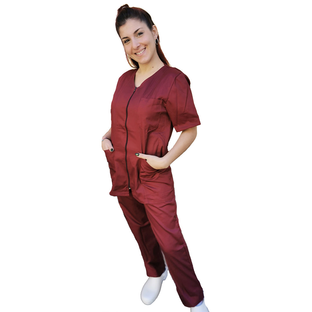 Divisa da lavoro,infermiera,oss, donna con zip cod: 1505
